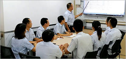 改性塑料研發(fā)團(tuán)隊